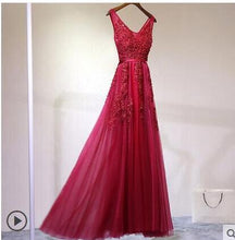 Load image into Gallery viewer, Vestido De Festa V Neck Cap Sleeve Vintage Lace Appliques Beaded Navy Blue Bridesmaid Dresses Women Formal Party Gowns