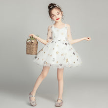 Load image into Gallery viewer, Flower Girl Romantic Wedding Banquet White Petal Dress Star Printed Dresses for Girls at Eucharist Exchange Etiquette Party